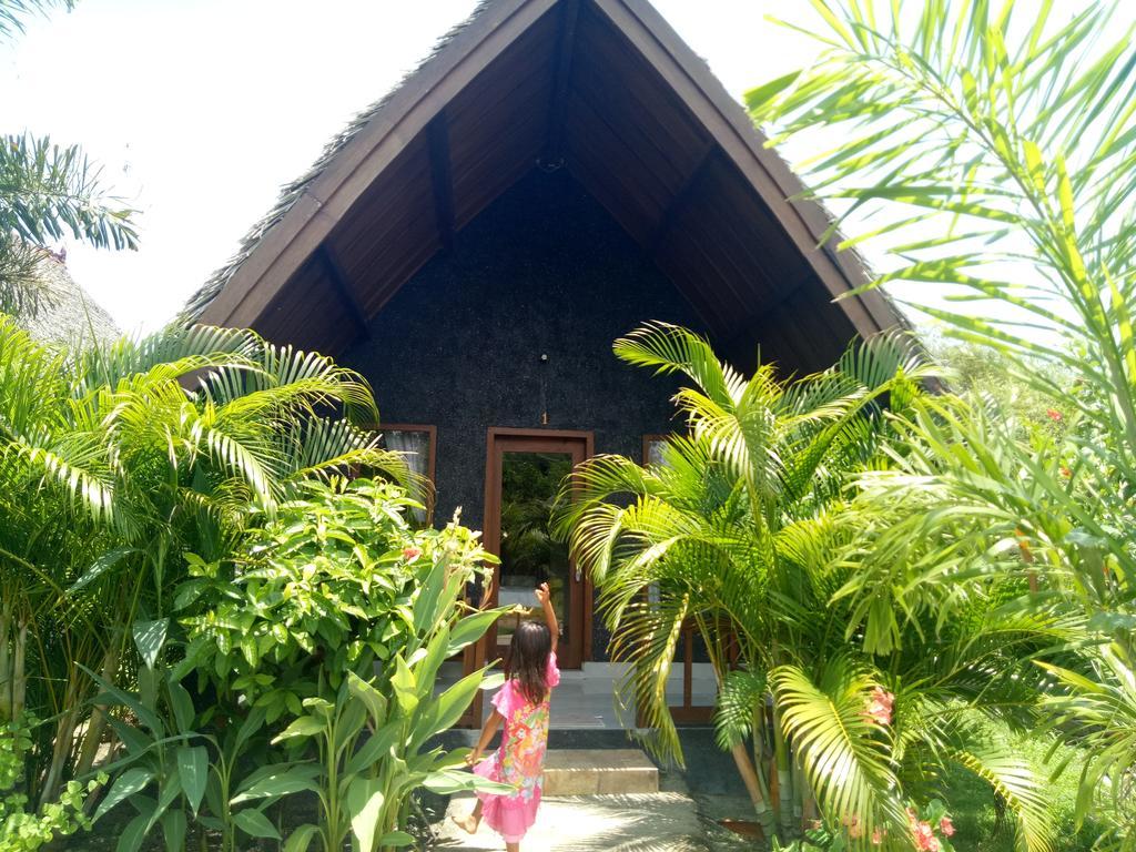 Rose Bungalow Hotel Pemenang Luaran gambar